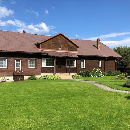 Mily Apartament Ustrzyki Dolne Exteriör bild